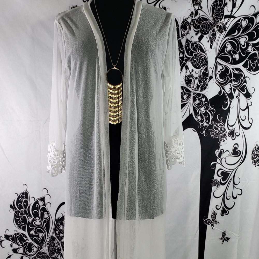 NWT-Maxi Kimono Duster W/lace